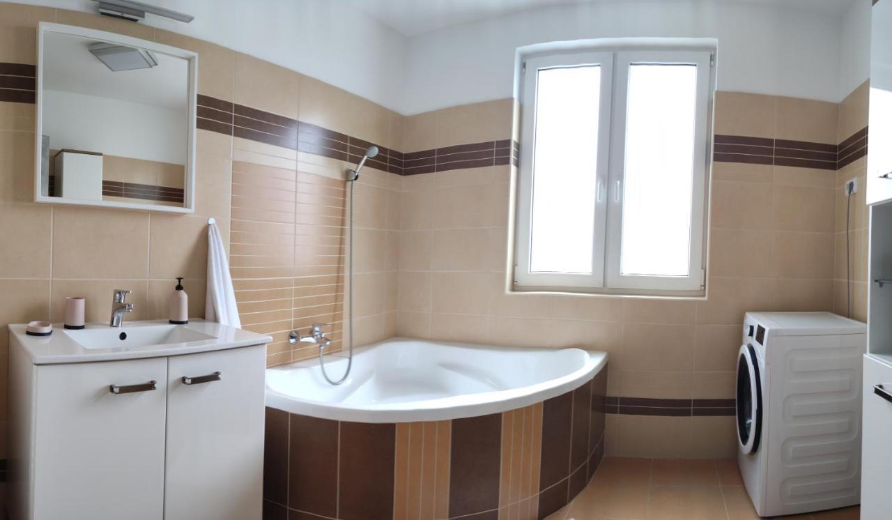Ikon Apartman Hajdúszoboszló Kültér fotó